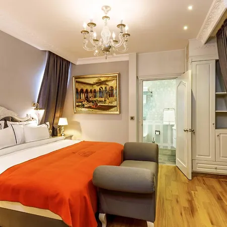 Amiral Palace Hotel 4*