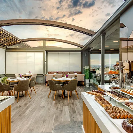 Hotel Amiral Palace 4*