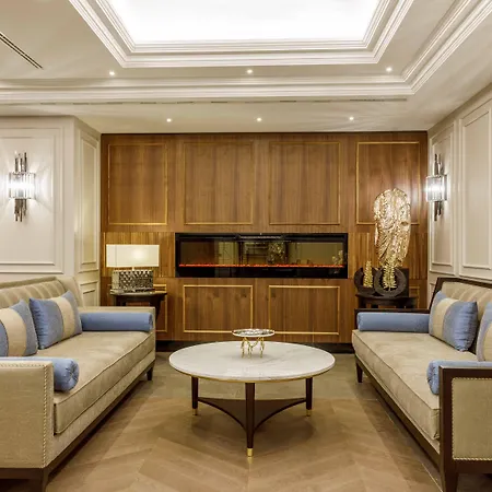Amiral Palace 4*