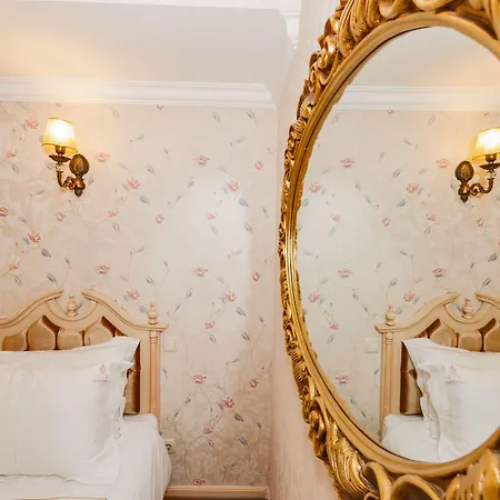 Amiral Palace Boutique Class Hotel 4*