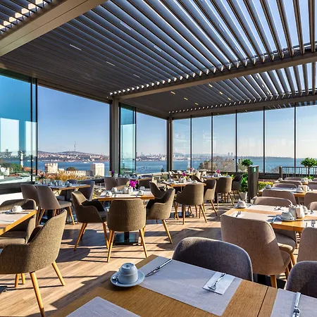 Amiral Palace Boutique Class 4*