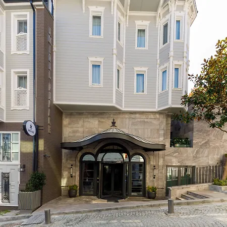 Amiral Palace Boutique Class 4*