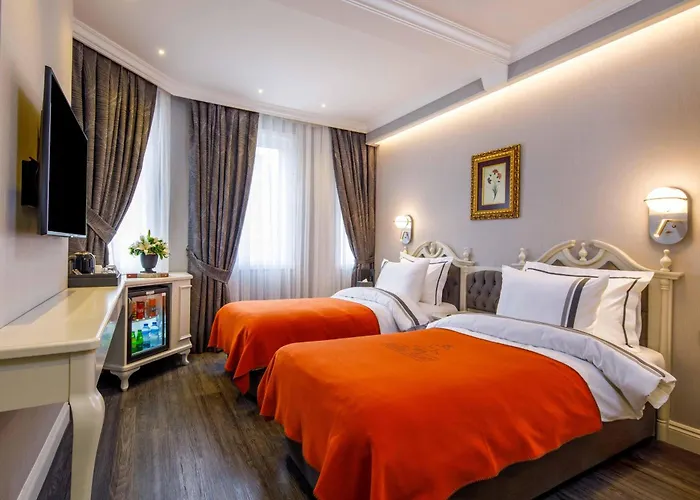 Amiral Palace Boutique Class Отель