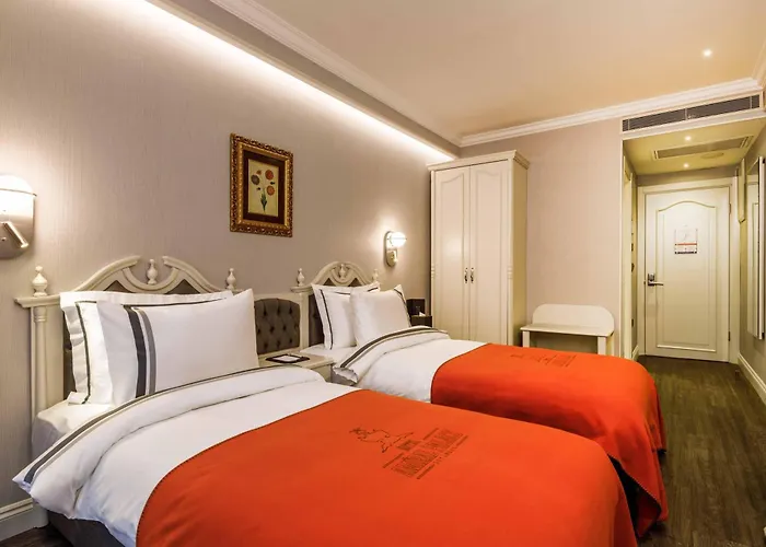 Отель Amiral Palace Boutique Class 4*
