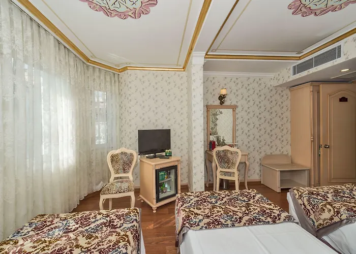 Amiral Palace Boutique Class Отель