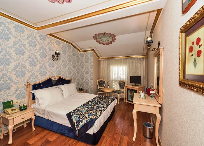 Отель Amiral Palace Boutique Class Стамбул