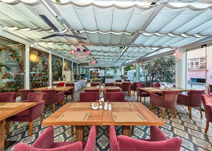 Amiral Palace Boutique Class 4*