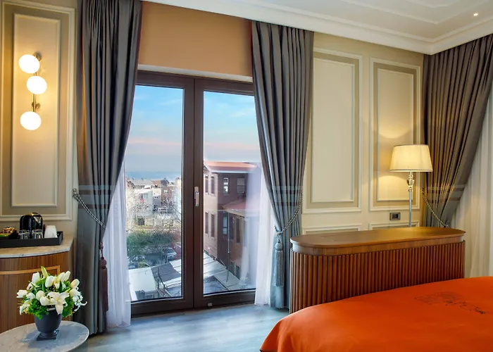 Amiral Palace Boutique Class Отель 4*